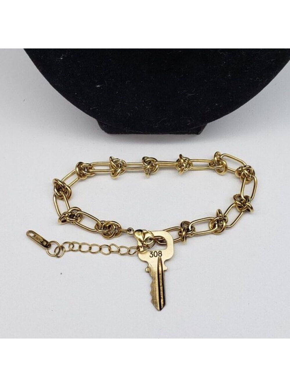 Louis Vuitton Gold Padlock w/Unbranded Stainless Steel 18k Plated Chain&Bracelet - Picture 5 of 13